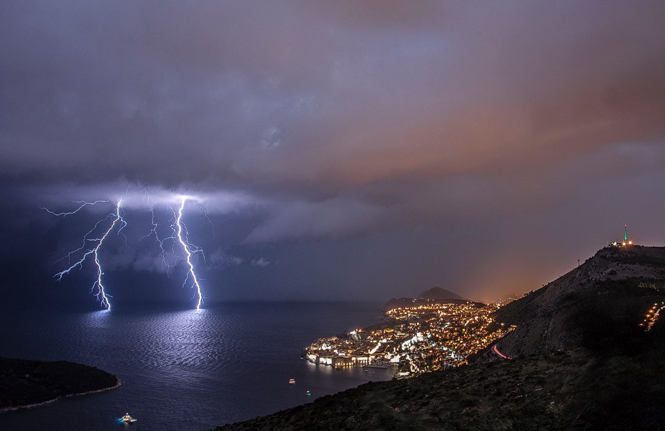 Photo: Storm chasers