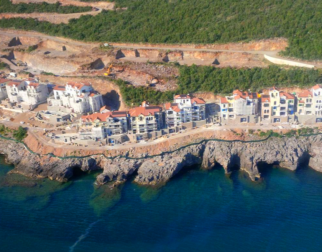 Luštica Development