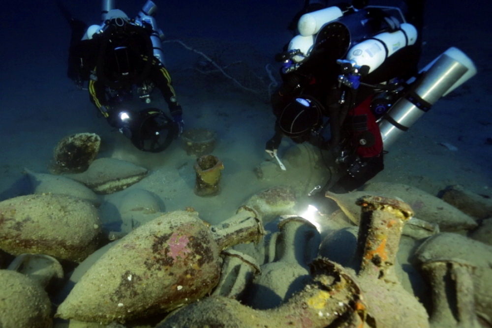 Ronioci Global Underwater Explorersa