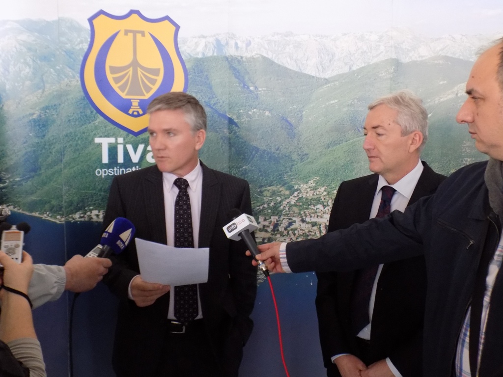 Daren Gibson i Ivan Novosel