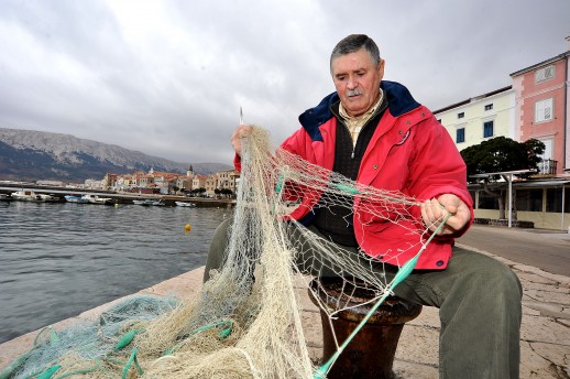 Ribarska-mjesta-ostaju-bez-ribara-a-otoci-bez-duse_ca_large