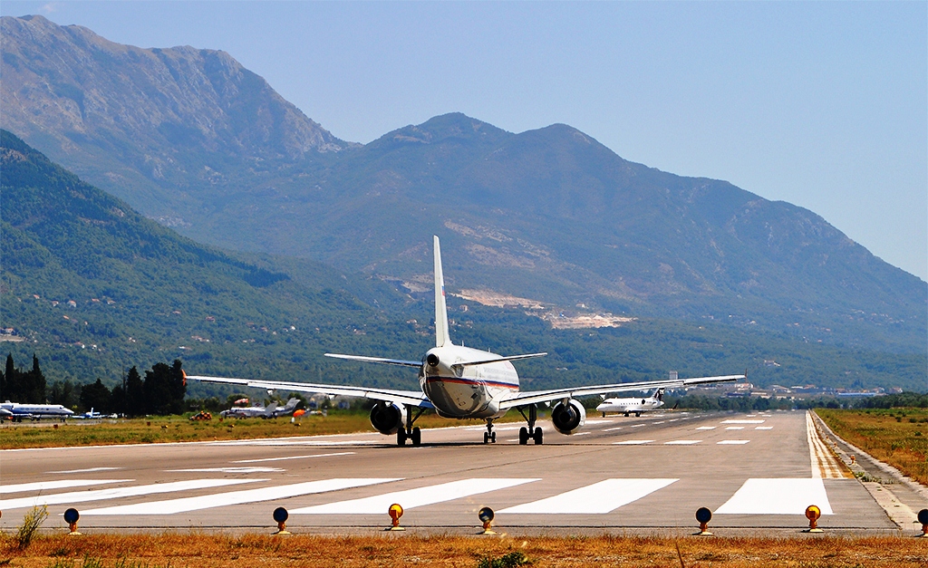 Pista aerodroma Tivat