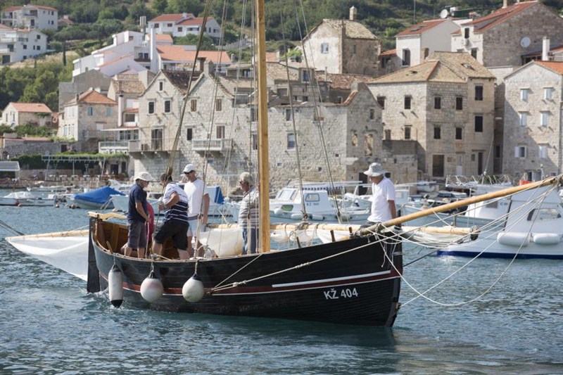 Rota palgruzona - foto: božidar vukičević / cropix