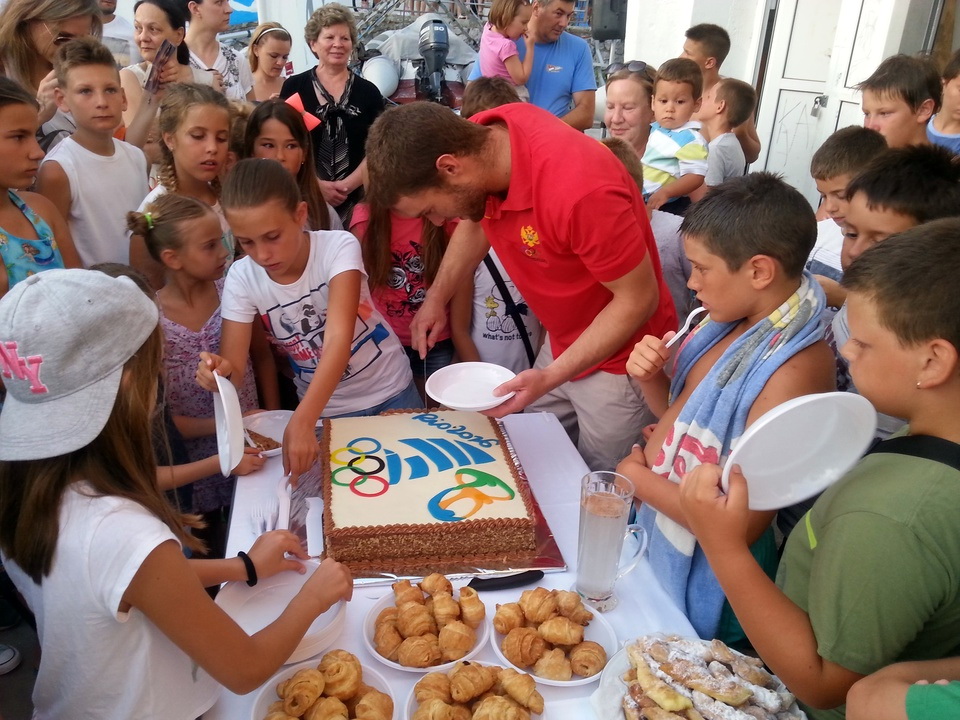 Doček Dukiću na Škveru - Foto Slavica Kosić