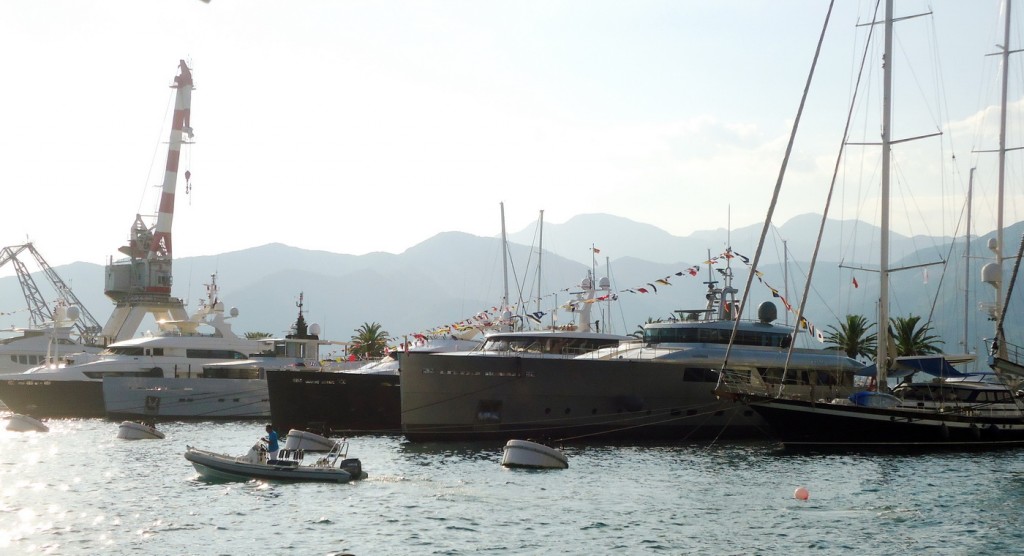 Jahte učesnice Superyacht Rendezvousa na mulu Porto Montenegra
