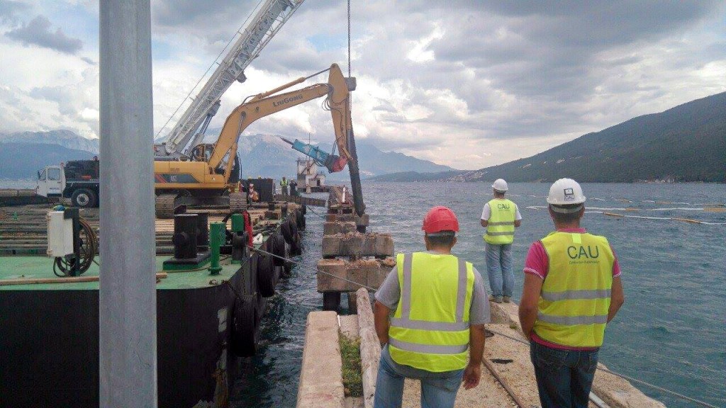 Rušenje lansirne stanice - foto Boka News