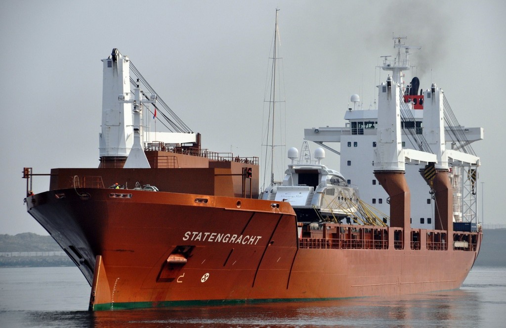 Brod STATENGRACHT koji vozi jahte iz Boke za Karibe- foto shipspotting.com