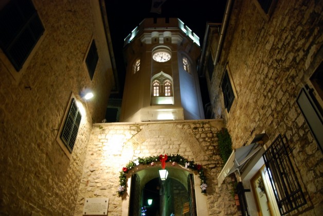 Doček Nove godine HN