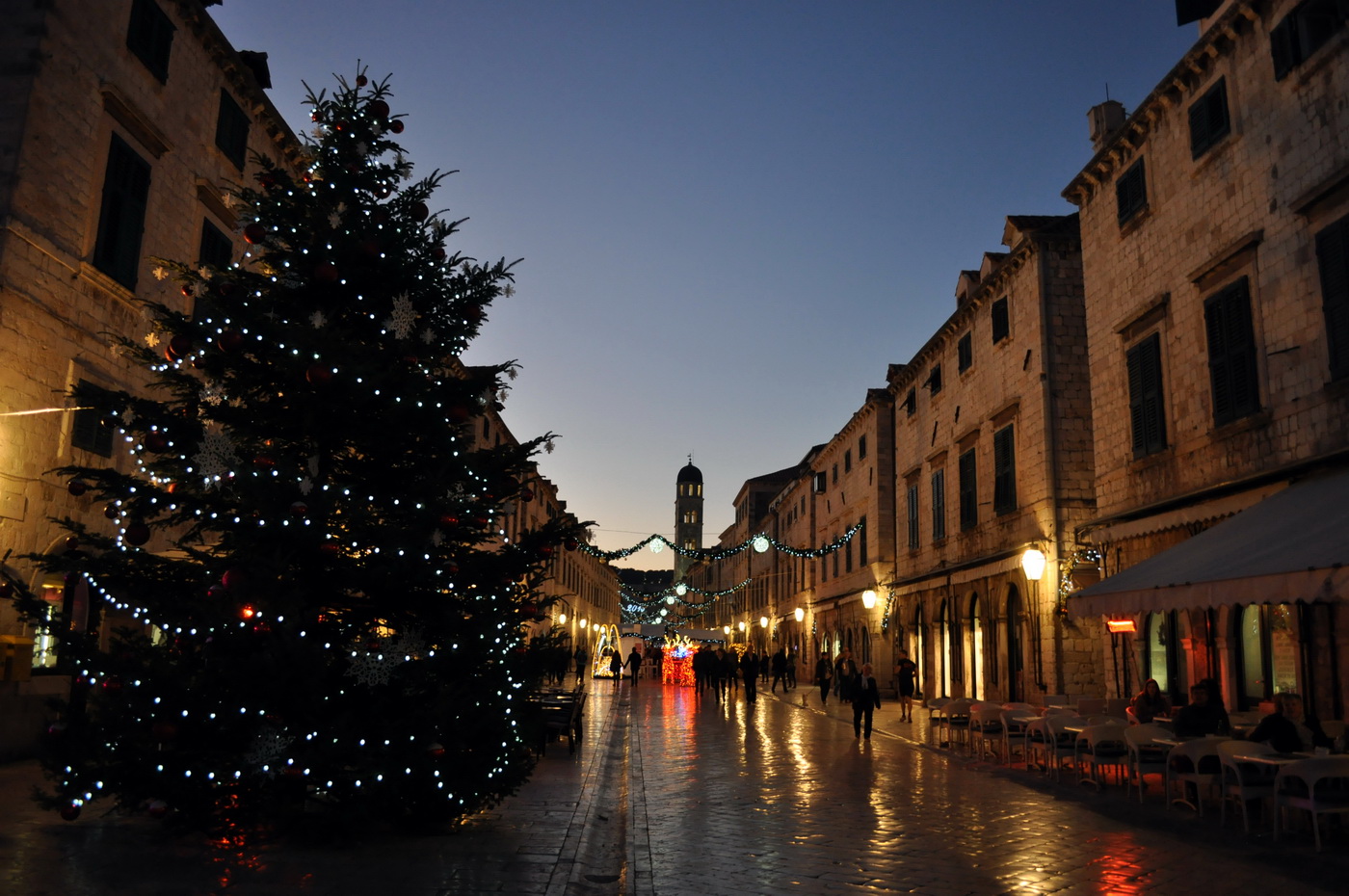 Dubrovnik – Stradun spreman za doček 2016.