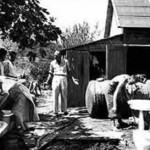 Dr Svetozar Živojinović 1950 ispred "Terapijskog objekta"
