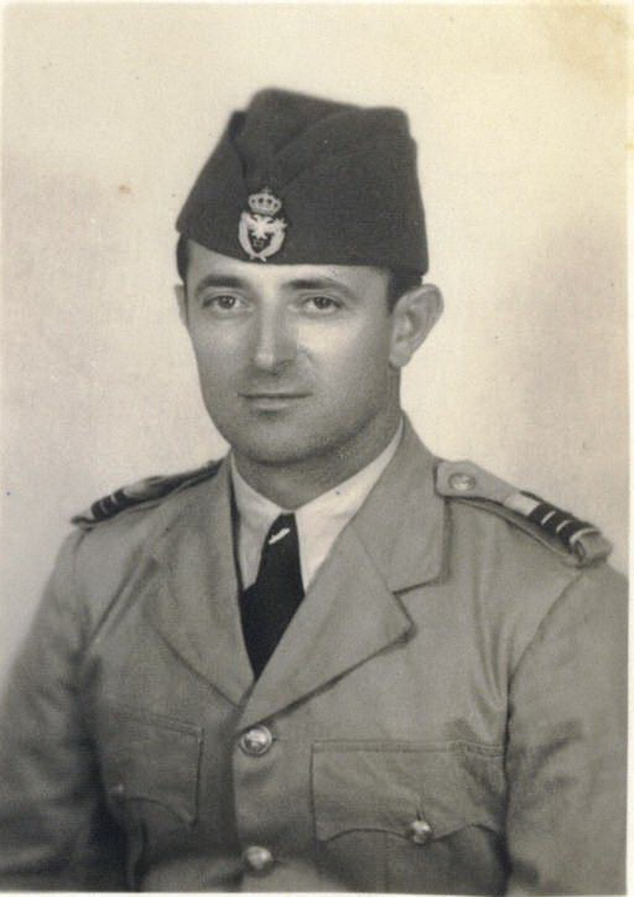 Kapetan korvete Vladeta Petrović