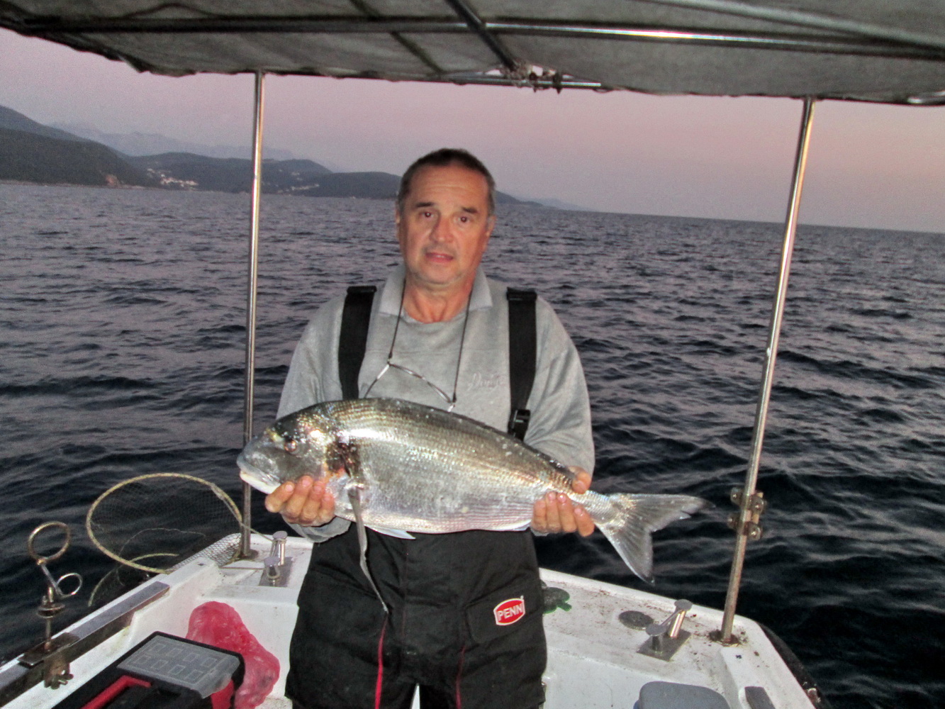 Januar - drugo mjesto- Goran Kovačević - orada 5.2kg