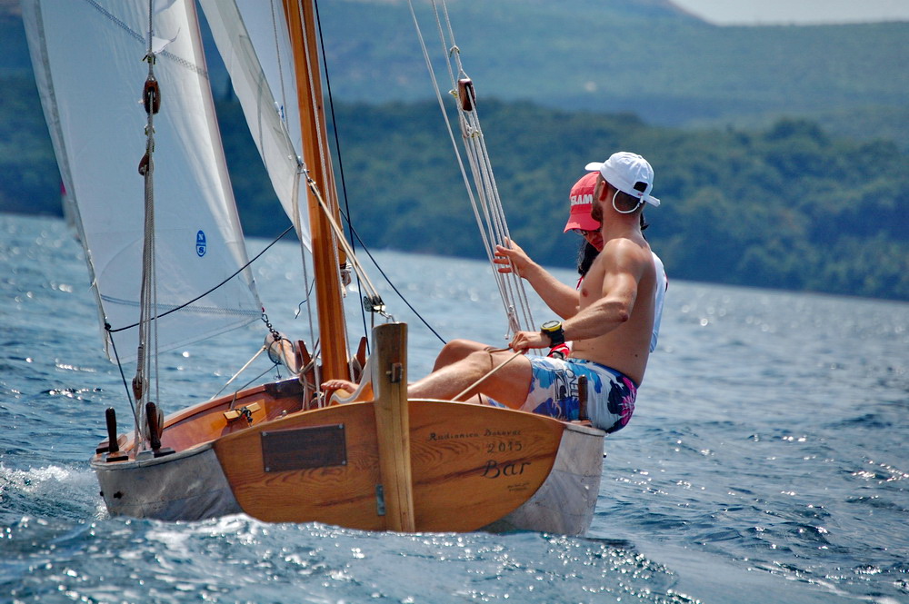 Mala regata - drvene barke