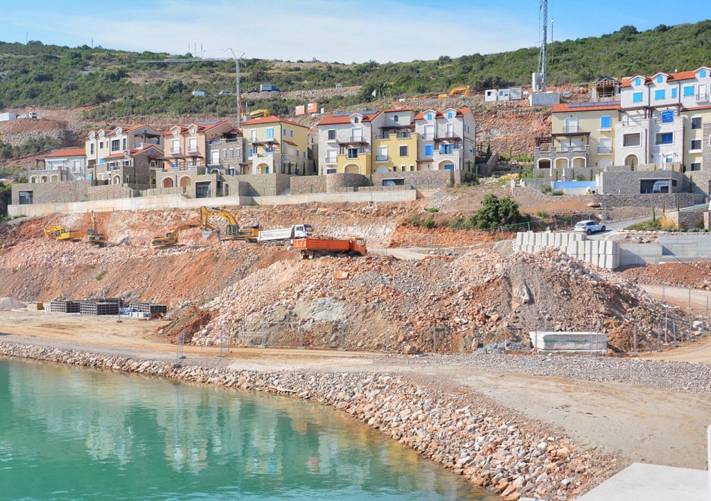 Luštica Bay