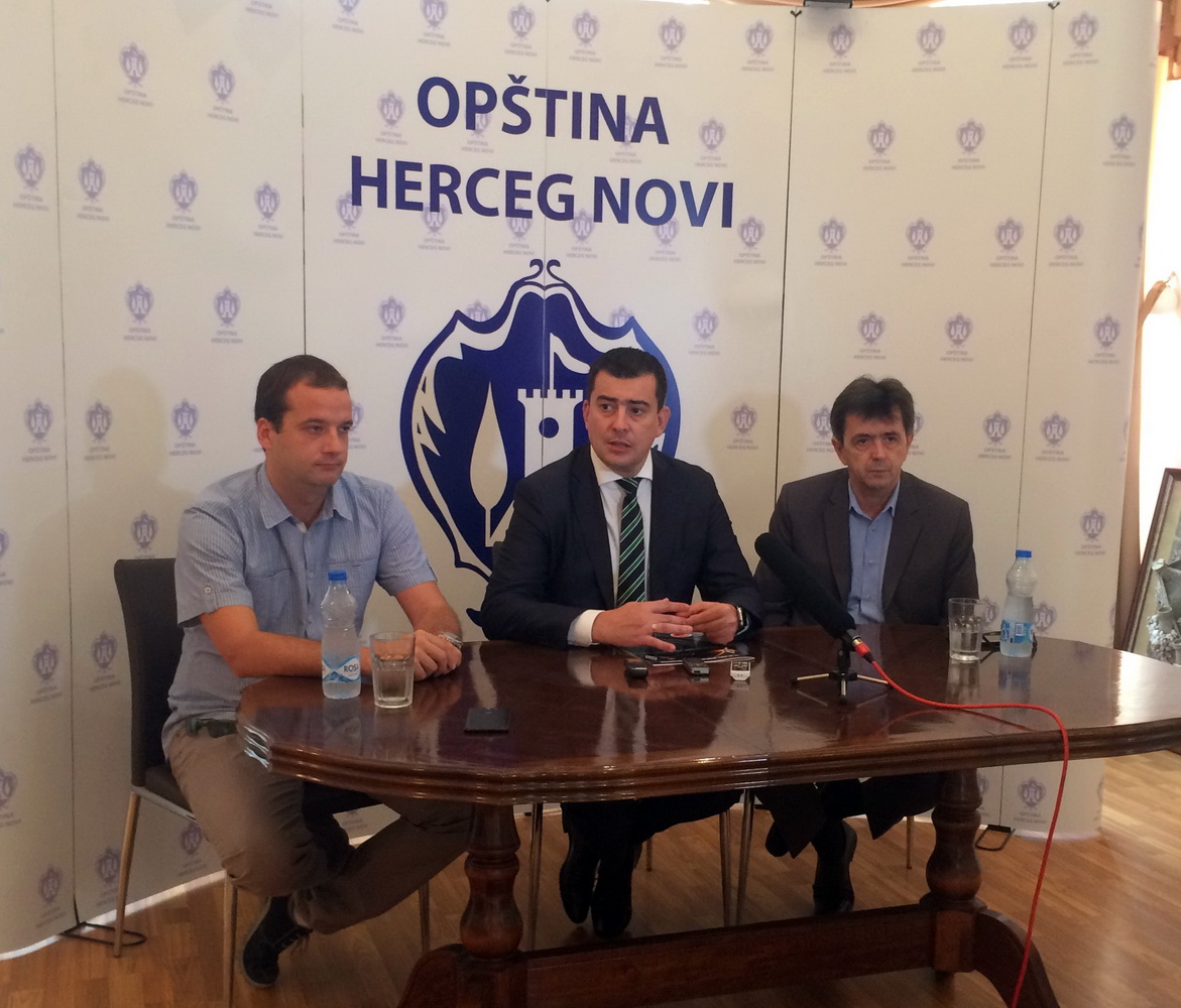 Sa pressa