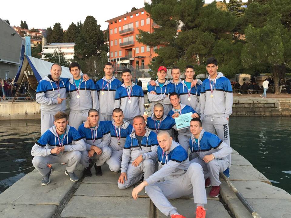 Veslači Srednje pomorske škole Kotor osvojili srebro u Portorožu